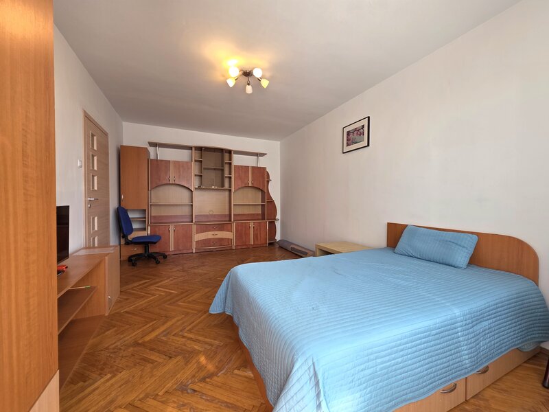 Theodor Pallady, piata Trapezului, 1minut metrou